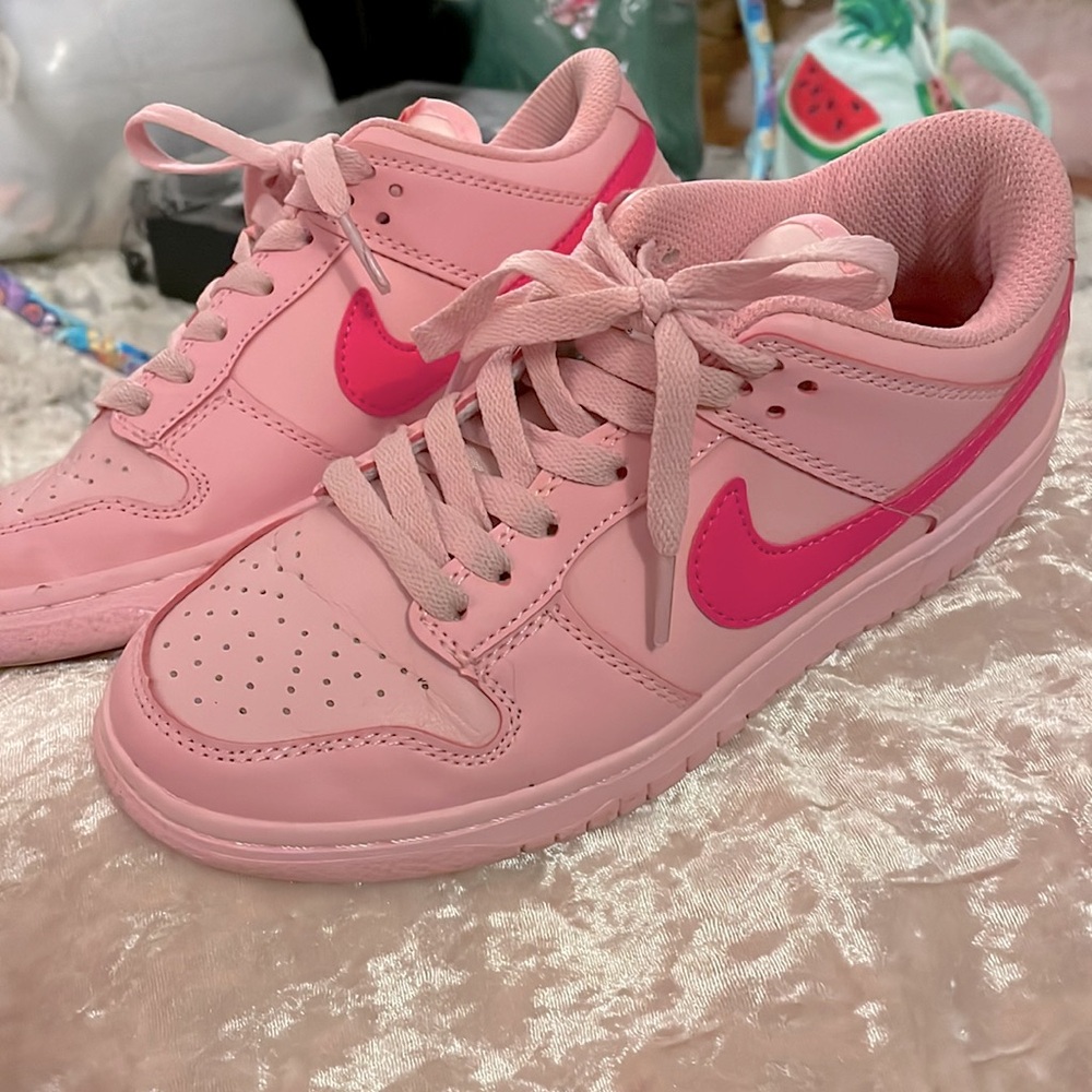Triple Pink Nike Dunk Low
